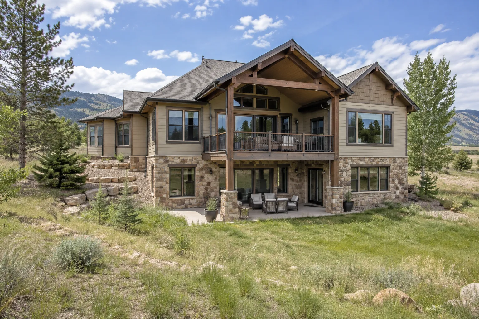 Design concept rendering: The Carter Lake Walkout exterior